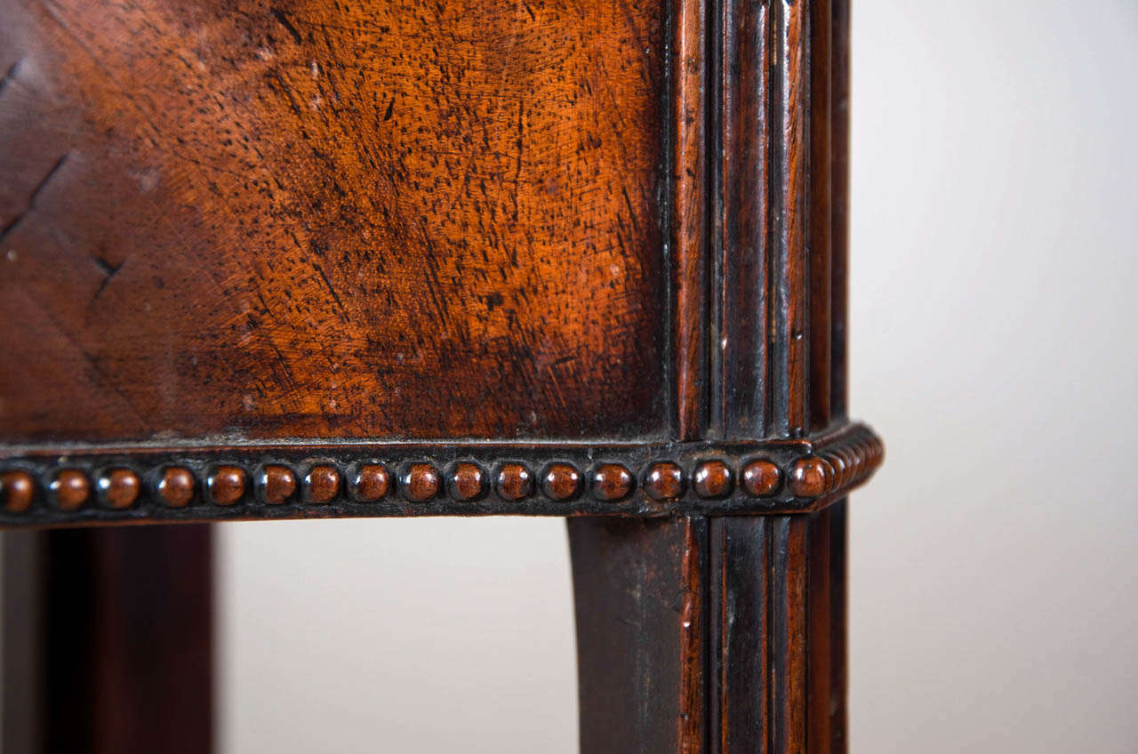 18th Century and Earlier Hepplewhite Serpentine Card Table For Sale